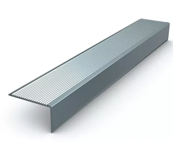 Лайсна за стъпало Г образна.jpg